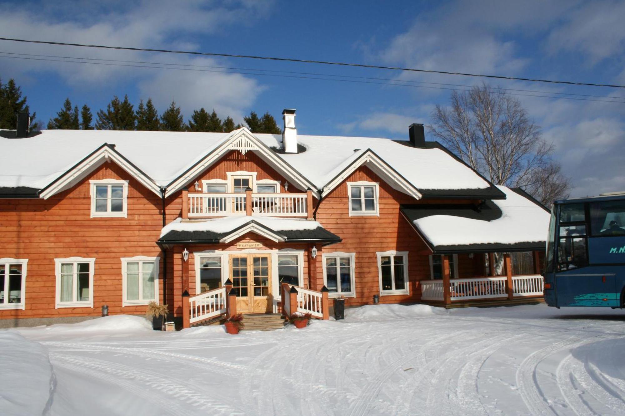 Guest House Haapaniemen Hirsikartano Iisalmi Exterior photo