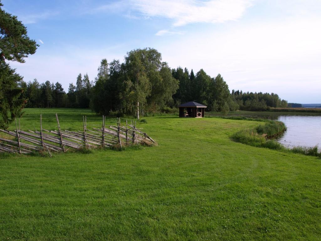 Guest House Haapaniemen Hirsikartano Iisalmi Exterior photo