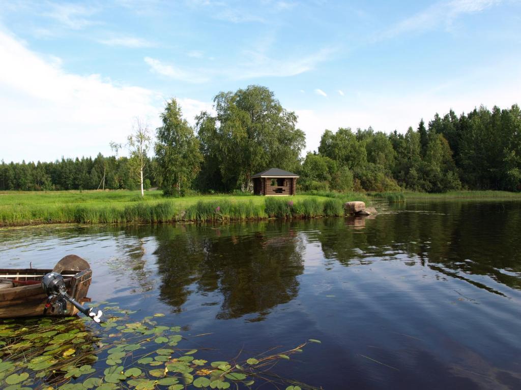 Guest House Haapaniemen Hirsikartano Iisalmi Exterior photo